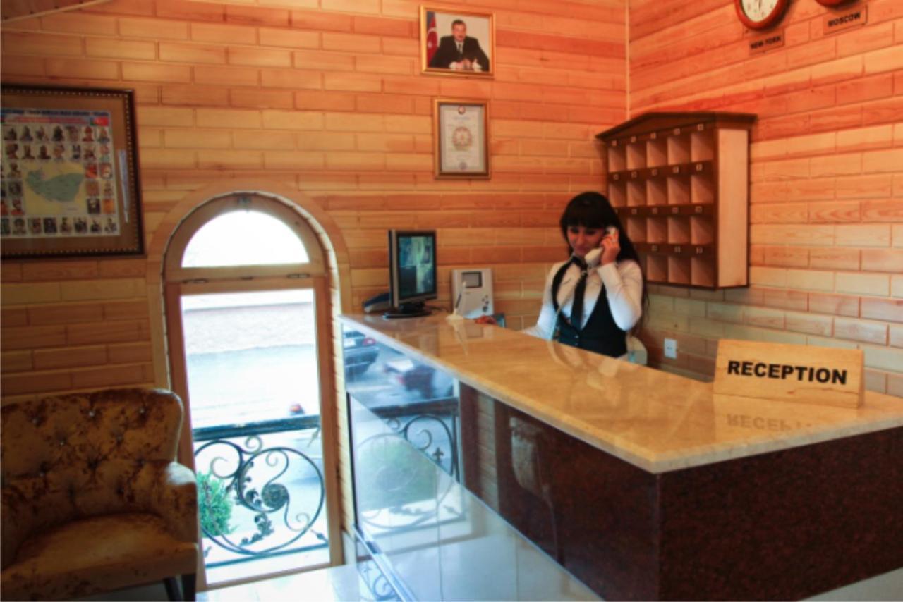 East Legend Hotel Baku Bagian luar foto