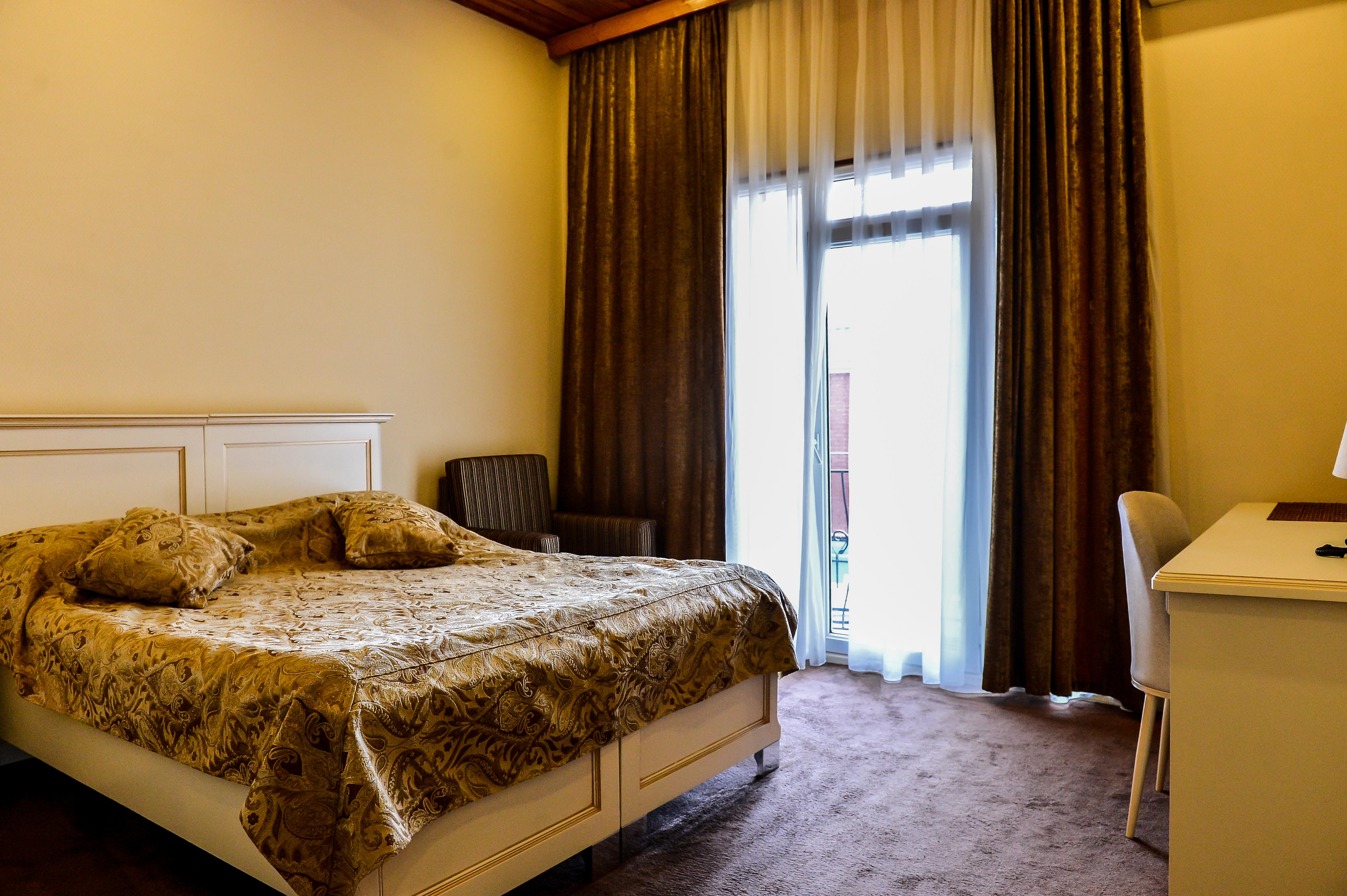 East Legend Hotel Baku Bagian luar foto