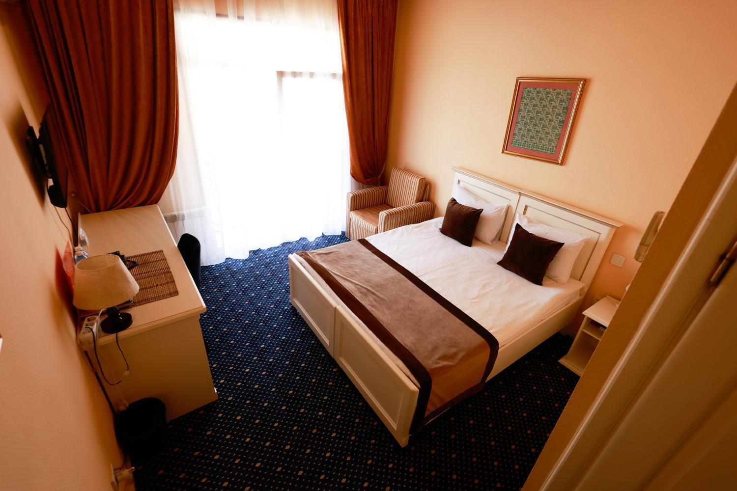 East Legend Hotel Baku Bagian luar foto