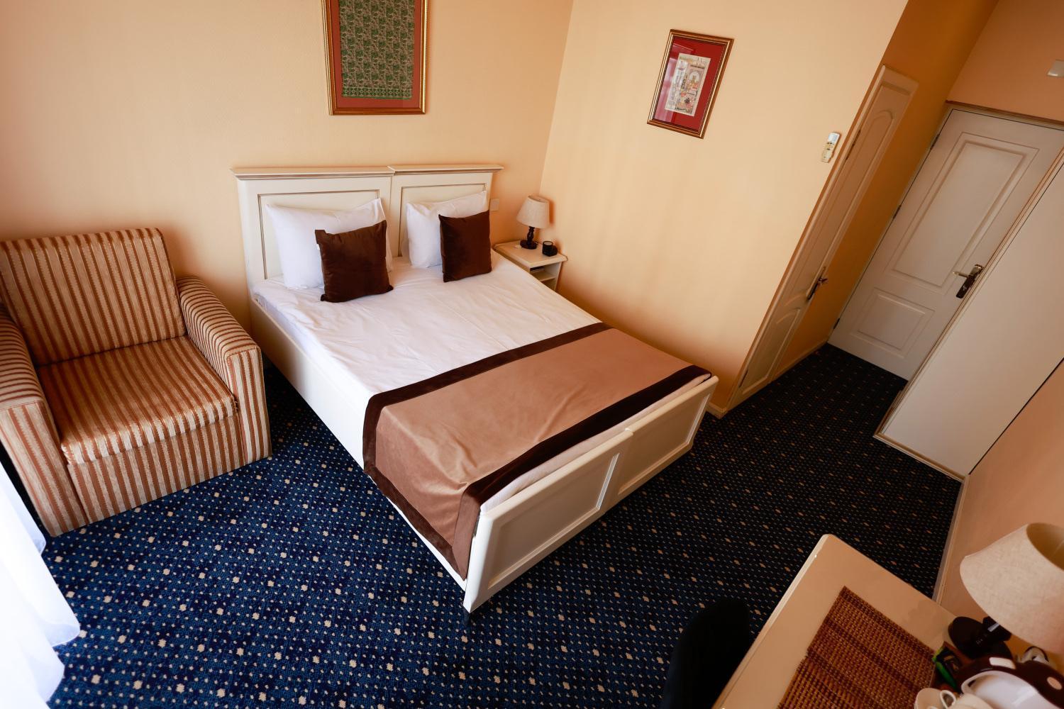 East Legend Hotel Baku Bagian luar foto