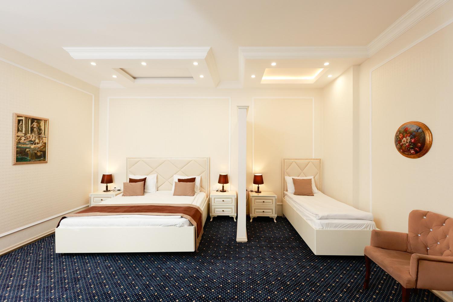 East Legend Hotel Baku Bagian luar foto
