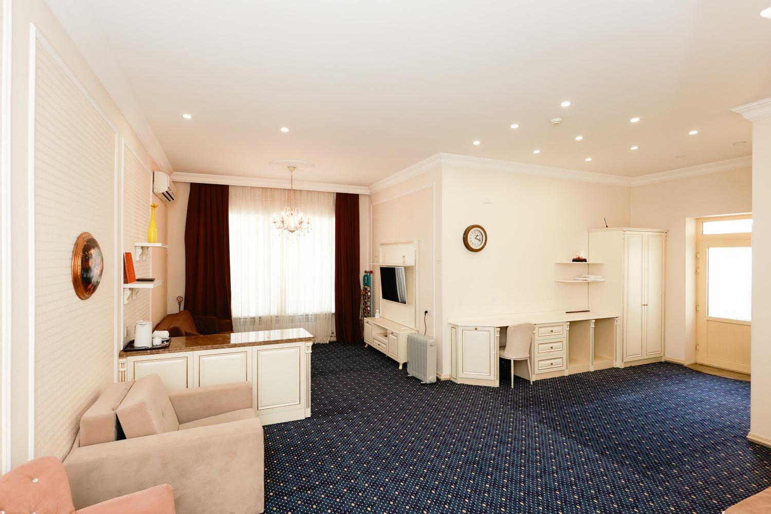 East Legend Hotel Baku Bagian luar foto