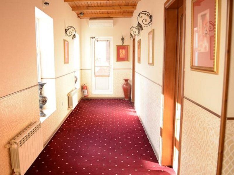 East Legend Hotel Baku Bagian luar foto