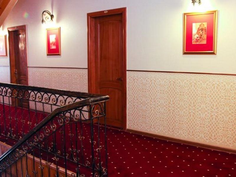 East Legend Hotel Baku Bagian luar foto