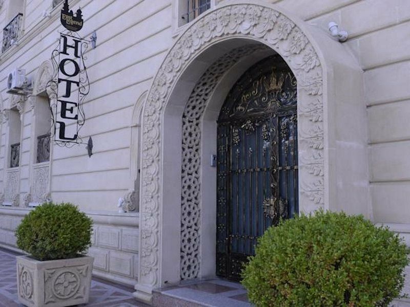 East Legend Hotel Baku Bagian luar foto